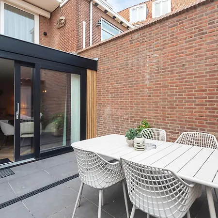 Appartement Short At 68a