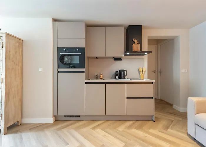 アパート Short At 68a *